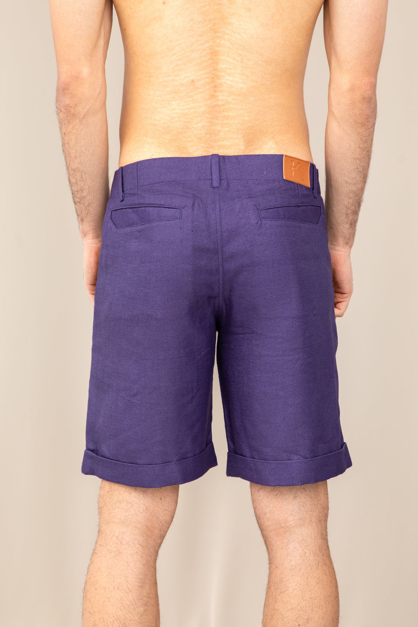 TAILORED CUFF SHORT