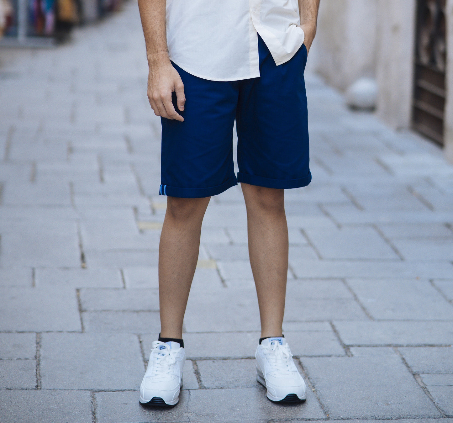 SLANT POCKET SHORTS