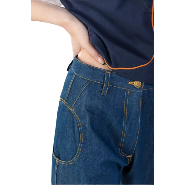 STRAIGHT LEG JEANS